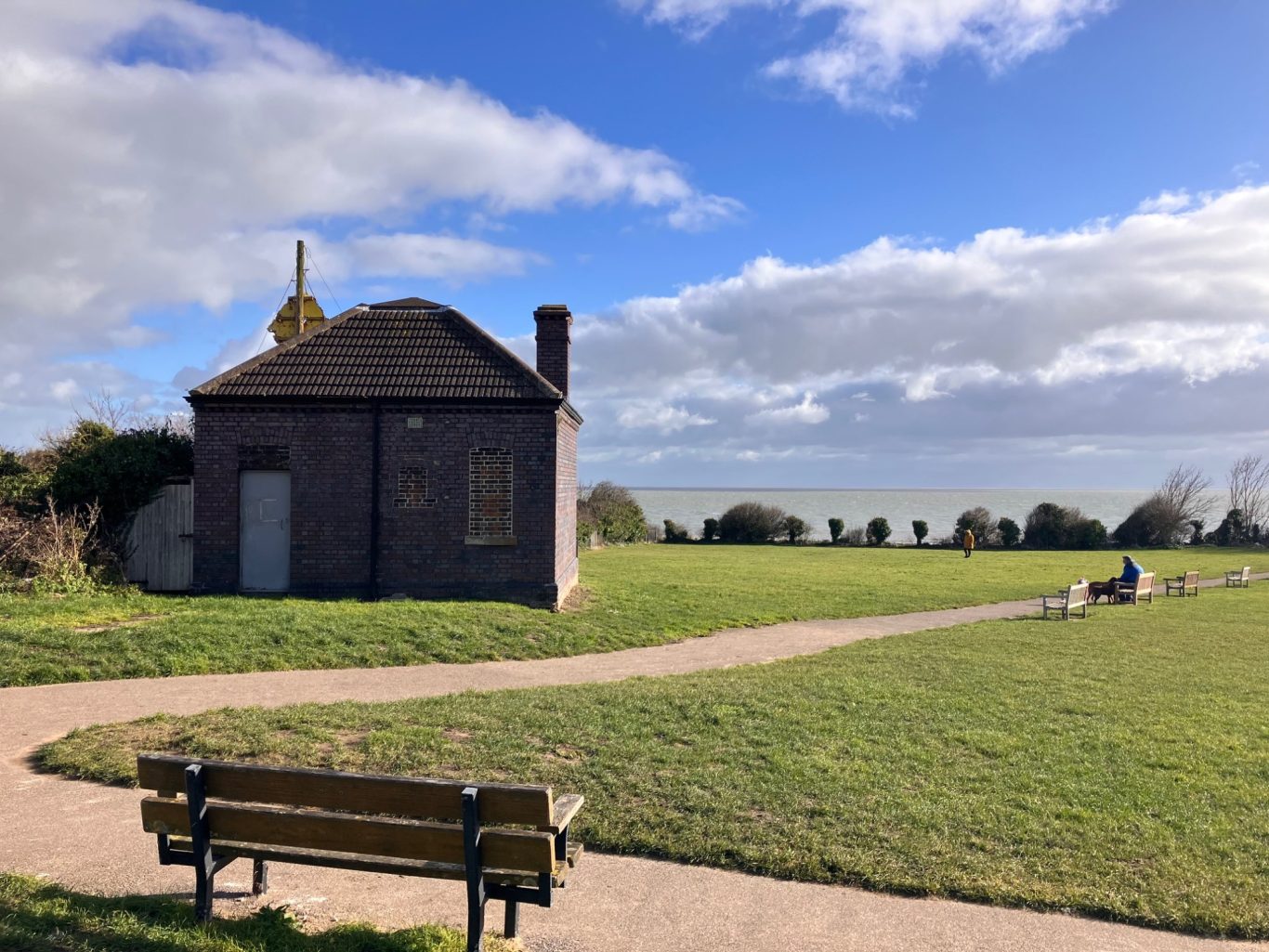 Cable Hut - Dumpton Gap, Kent - Historic